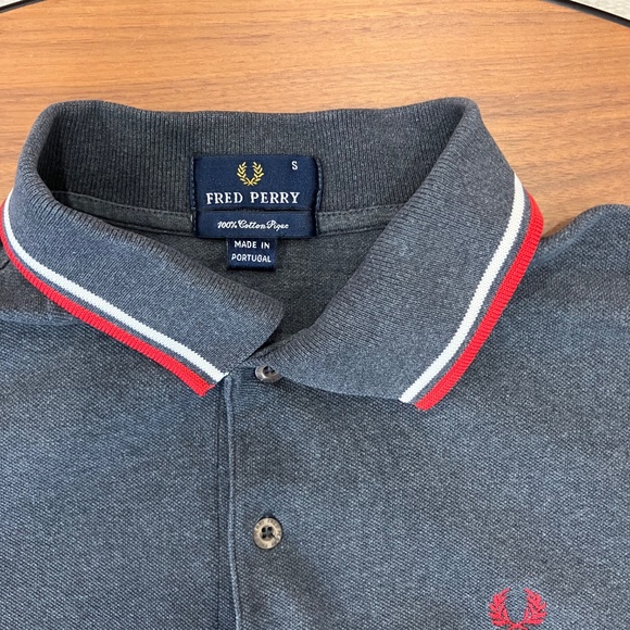 Vintage Fred Perry Polo - Picture 2 of 2